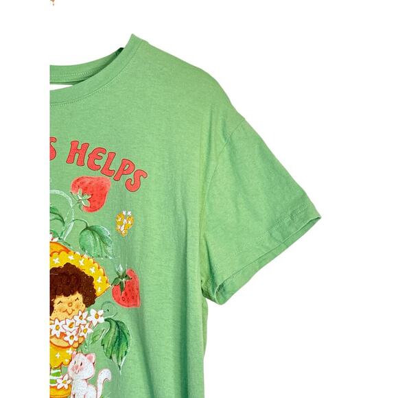 Strawberry Shortcake Women Kindness Helps Friendship Grow T-Shirt Size XL Green - Picture 5 of 8